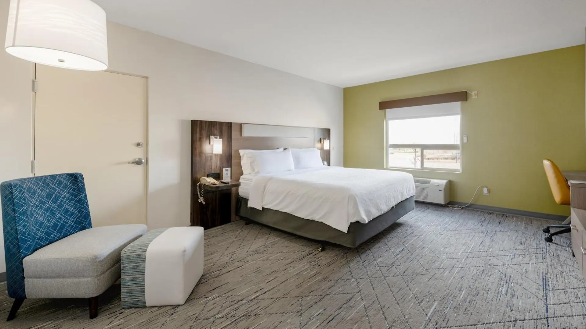 Holiday Inn Express Hotel & Suites-Edmonton South By Ihg