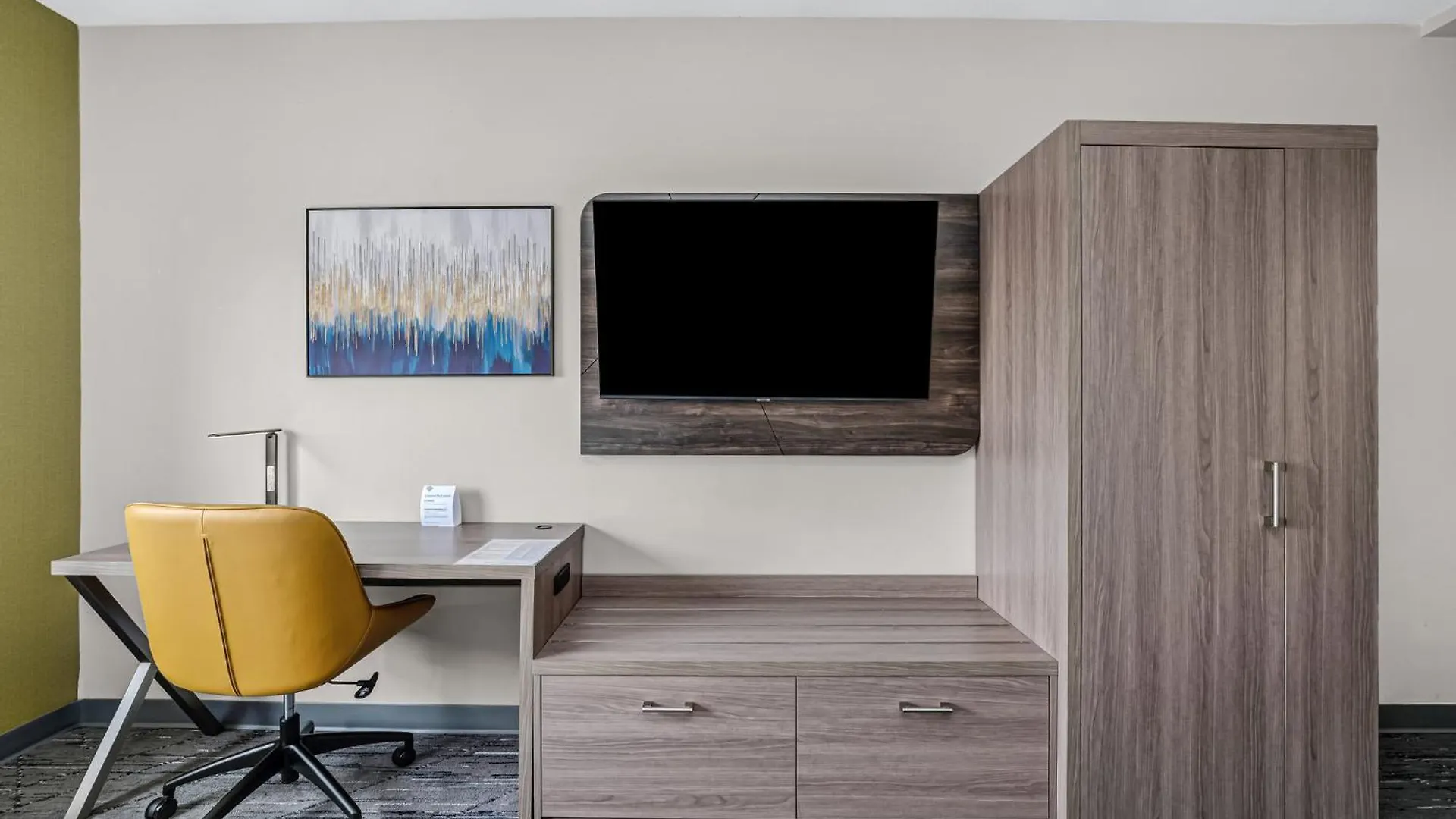 Holiday Inn Express Hotel & Suites-Edmonton South By Ihg 3*, Έντμοντον