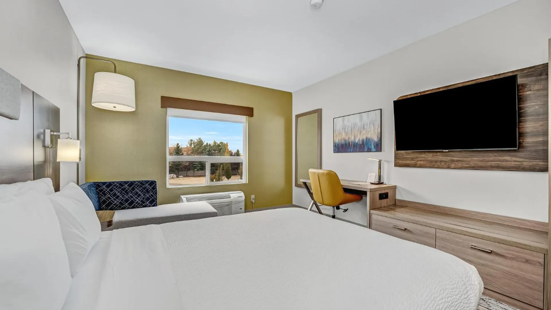 Holiday Inn Express Hotel & Suites-Edmonton South By Ihg