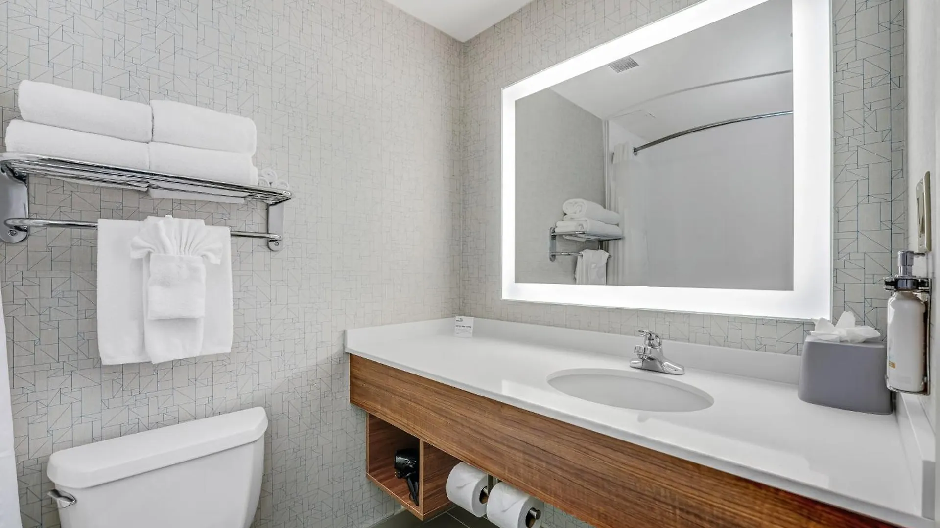 Holiday Inn Express Hotel & Suites-Edmonton South By Ihg 3*, Έντμοντον Καναδάς