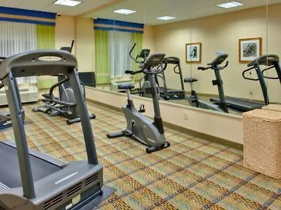 Holiday Inn Express Hotel & Suites-Edmonton South By Ihg 3*, Edmonton
